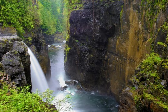 Elk Falls Provincial Park