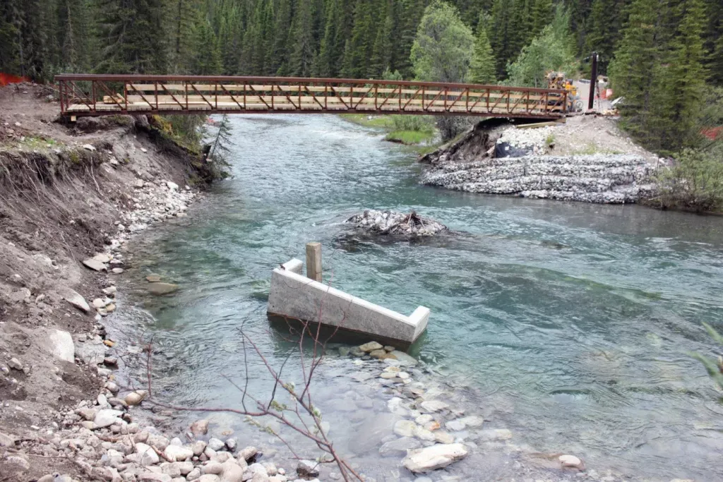 Fishing Spray River