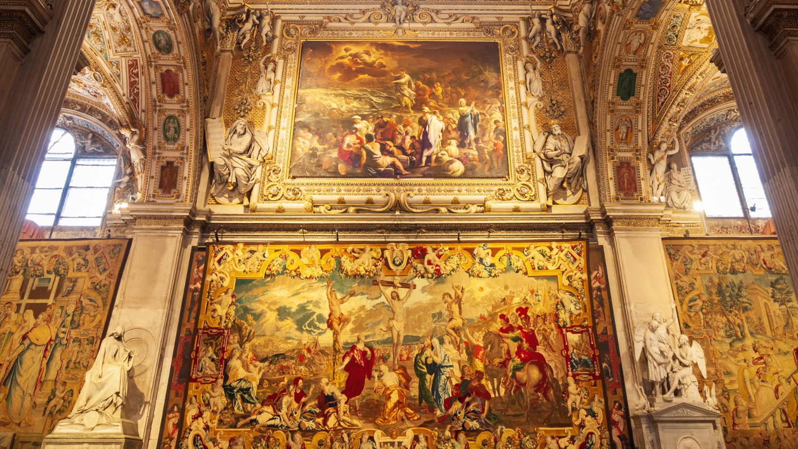 inside of Basilica di Santa Maria Maggiore