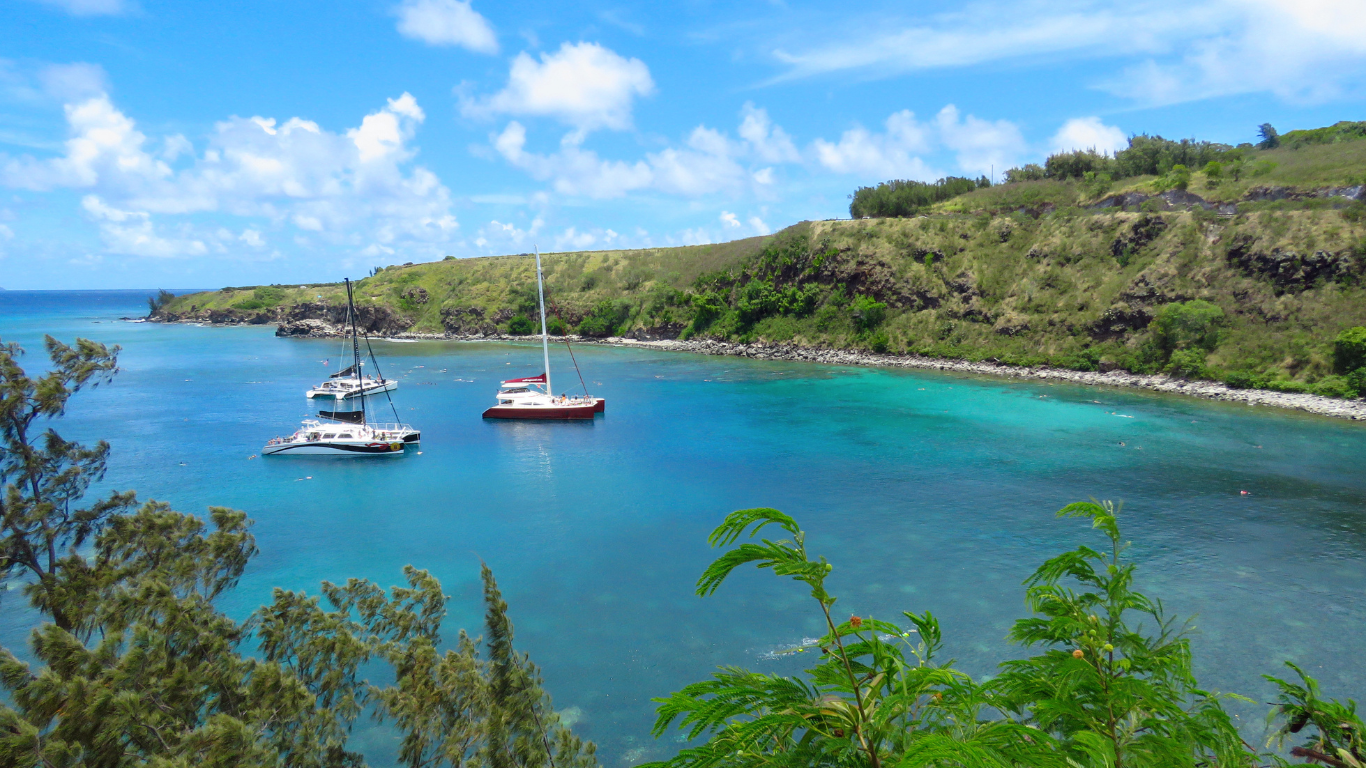 sailboats anchored at Honolua Bay in Maui