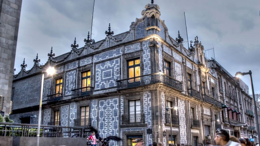 La Casa de los Azulejos (House of Tiles)