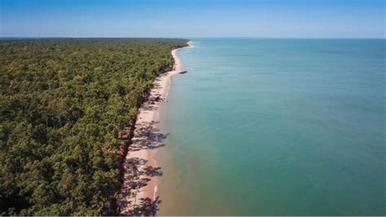 Ariel view of Sandbanks Provincial Park Beach in Picton, Ontario on Lake Ontario