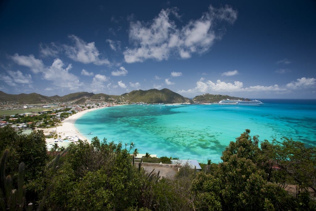 Cheap Flights To St. Maarten - $300's 🔥