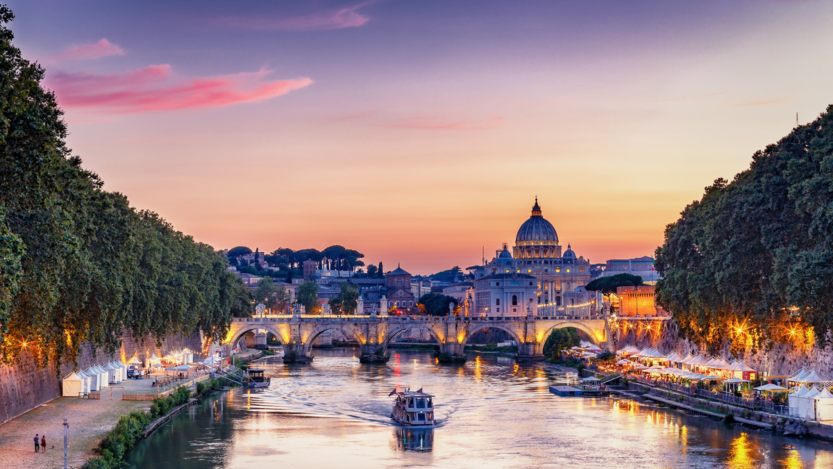 When In Rome: 12 Must-See Attractions When Visiting Rome